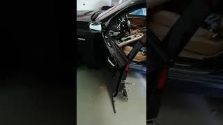 Как снять ручку водительской двери BMW 7 2005 | How to remove the driver's door handle BMW 7 2005