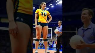 Unbelievable Height! 7'9 Volleyball Queen Shocks Everyon #Volleyball#USA#Shorts#TallWoman#brazil