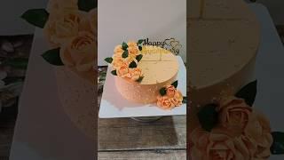 Vanilla cake | Vanilla cake decoration | Cake design | Easy cake decorat #Cake #food #cakedecoration