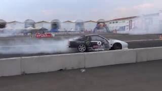 Nissan 200SX (Spec-R) vs BMW E30