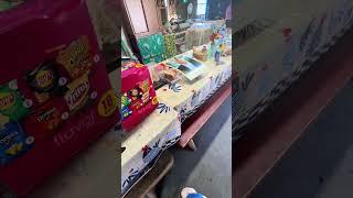 私人农场 就他们夫妻两个人工作，打理的很干净  炸哥恨不得住这里藍藍#家庭日常 #美国生活 #与动物和谐相处 #与动物零距离接触 #美国
