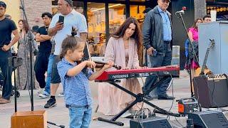 Crowd STOPS as 4-Year-Old plays Hallelujah