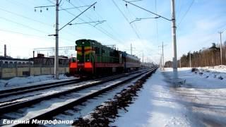 Маневровый тепловоз ЧМЭ3-6165 (ТЧЭ-2) следует с вагоном-путеизмерителем.