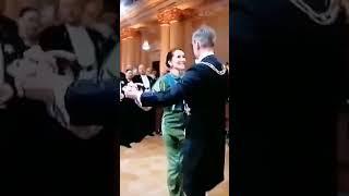 Финский президент с супругой открывают бал 6.12.2024