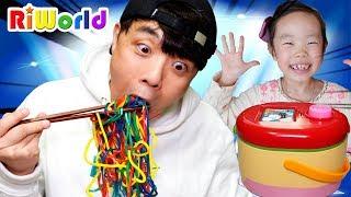 Color Noodle Pretend play with magic toys PORORO noodle