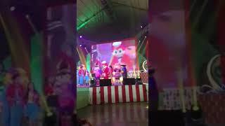 Jollibee surprise join us