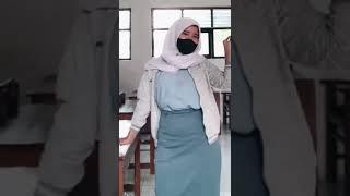 MASIH SMA TAPI UDAH GEDE??#tiktok #jilbab #jilbabpemersatubangsa #tiktokjilbab #jilbabhot #tiktok