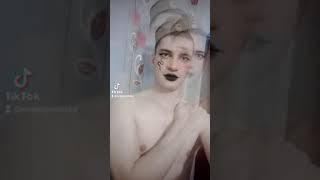 Любовь - ето когда ты хочеш взять человека не в свою постель, а в свою жызнь...