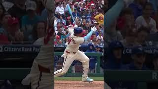 Dad Power! Nick Castellanos busts this game wide open with a GRAND SLAM!