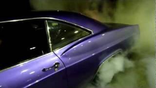 Blown Big block Impala 65 Burnout