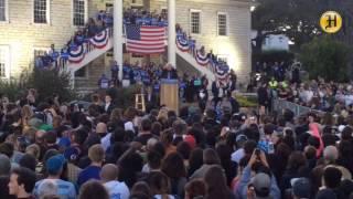 .@berniesanders concludes his Monterey rally by asking the crowd to vote for him.