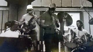 HD - Les McCann - The Longer You Wait
