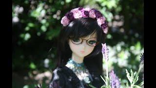 #DollsGoneGoth Smart Doll Kanata showing her wardrobe