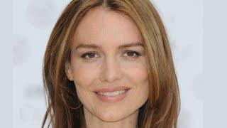 13 Sexy Photos of Saffron Burrows