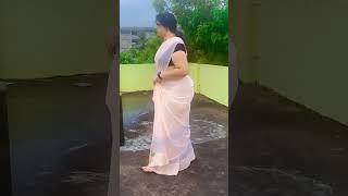 aunty in saree. #aunty #saree