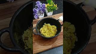 Quick 3 min poha recipe #poha #poharecipe #pohalovers #shorts #foodie #kalpanaskitchen #food