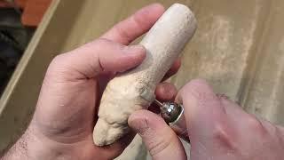 Резная рукоять из рога лося "Белый медведь". (Carved hilt made of elk horn "Polar Bear").