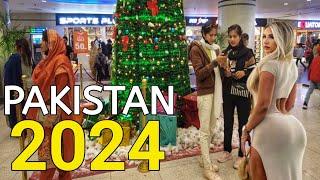 New Year's Greetings from Pakistan 2024 - Embrace the Happiness!