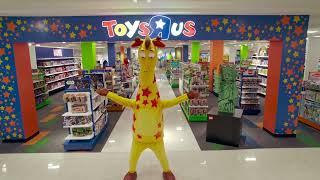 Photographing the new Toys R Us at Macy's Herald Square NYC