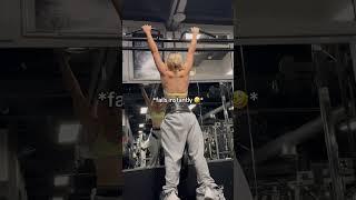 Humbling my boyfriend in the gym… #gympartner #gymbro