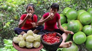 Wow! Mouth watering with She eat Green lemon Vs Hot Salt peppers - My Natural Food ep 47