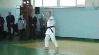 Ryukyu Kobudo. Tonfa kata Hama-Higa
