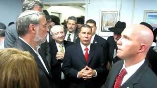 Exclusive to VIN News Gov. David Paterson visits Boro Park  Part 1