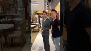 气质娴静，从容优雅，这是我看到#邝美云 的最大感受。真是“若有才情藏于心，岁月从不败美人”。