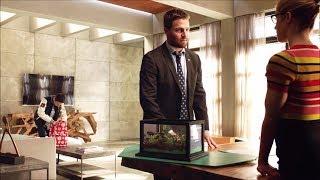 Oliver and Felicity [6x18] "You could tell them that you're married to a super hacker"