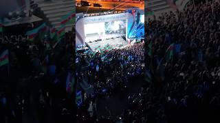 15 İyun - Milli Qurtuluş Günündə Heydər Əliyev Mərkəzinin parkında konsert proqramı təqdim edilib.