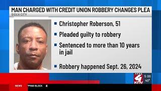 Sioux City man charged with credit union robbery changes plea