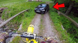 Dirtbike UNDERCOVER Police Getaway - Cops Chase Motorcycle 2023