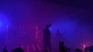 Chase Atlantic - Slow Down (Live in Seattle)