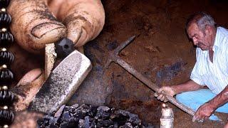 El AZABACHE. Extracción en la mina y el uso en joyería de este mineral negro brillante | Documental