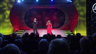 Mark Evans a Tara Bethan - Does Neb â Wyr