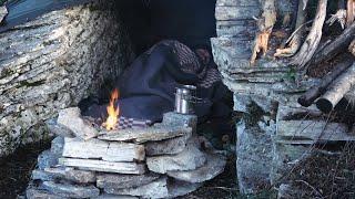 Surviving on the mountain, sleeping between the rocks, cooking poultry on a stick.