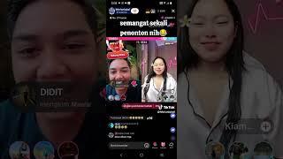 kiamns live sama febrianiqball ( semangat sekali nie penonton )