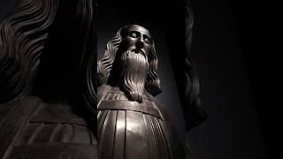 Statues in the National Portrait Gallery London