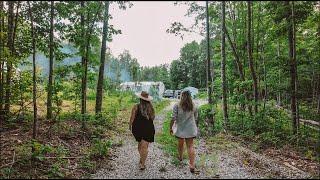 Best Friends turn RAW land into PARADISE (Off Grid Property Tour)