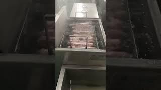 Видео работы термоусадочной машины - упаковка в термоусадочную пленку