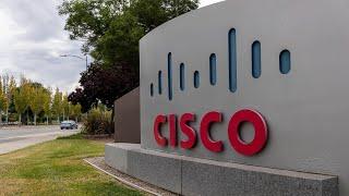 Cisco Gives Bullish Revenue Forecast, Plans to Cut Jobs