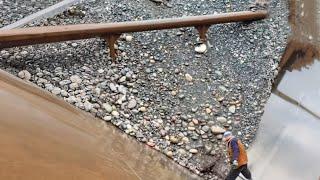 Barge Unloader 4500 Tons of Large cobblestone - Relaxing Rock Flow - Barge Work Vlog