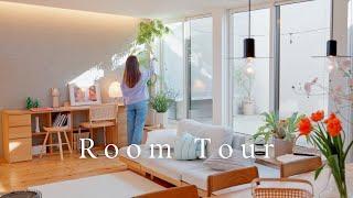 [Room Tour] Living comfortably surrounded by your favorite things/Living room, dining room, kitchen