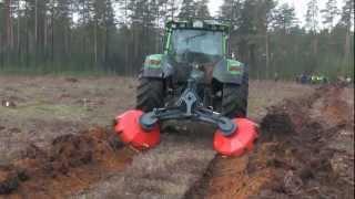 Meža frēzes demonstrācija/ Valtra in forest