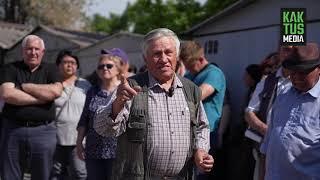 "Передают государству". Владельцы 450 гаражей просят власти помочь