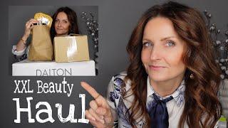 XXL Beautyhaul I Pflege, Pflege und ne Menge Schminke I by Meloflori