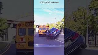Road Raging Idiot Gets Instant Karma!