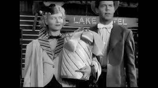 Blondie Takes A Vacation (1939) - Penny Singleton, Arthur Lake