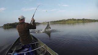 FISHING FOR HUGE ARAPAIMA IN THE WILD AMAZON!