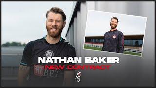 Nathan Baker signs a new deal with Bristol City!